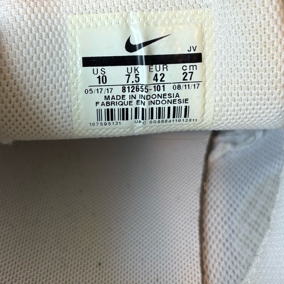 Nike Tanjun Sneakers Tennis Shoes Women's Size 10 White Metallic Silver Swoosh - Picture 5 of 6